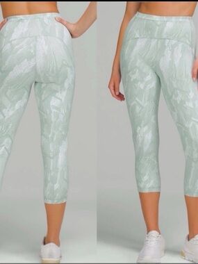 Lululemon Swift Speed High-Rise Crop 21" Reverberate Chevron Jacquard Womens 10